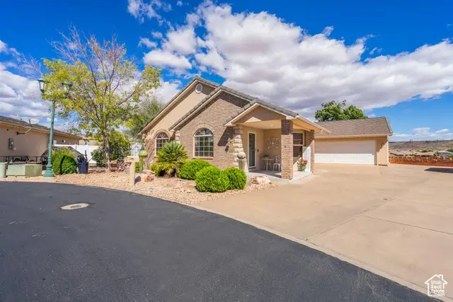 392 N Windsor Dr #1-20, Washington, UT 84780 - Image #1