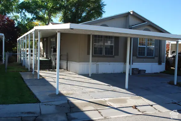 1183 W Parkway Ln S, West Valley City, UT 84119