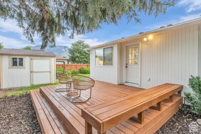 9224 S Sterling Dr E, Sandy, UT 84093 - Image #3