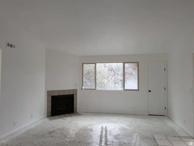 955 E Creekhill Ln #31, Midvale, UT 84047 - Image #3