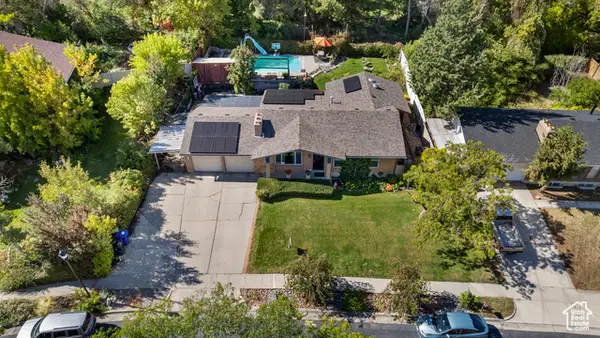 5574 S Easton St W, Taylorsville, UT 84129