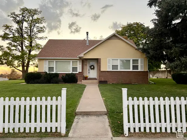 88 S 100 W, Blanding, UT 84511 - Image #1