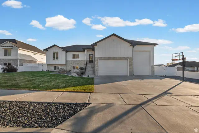 1023 W 3350 N, Pleasant View, UT 84414 - Image #2