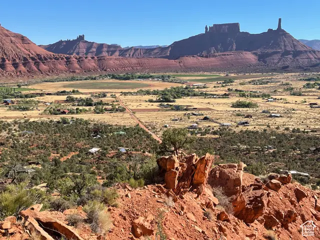 66 W Bailey Ln, Castle Valley, UT 84532 - Image #2