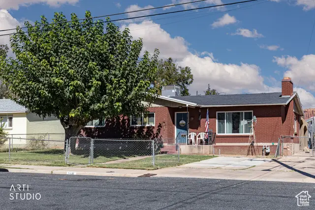 358 W 200 S, Saint George, UT 84770 - #1