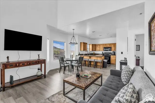 1277 W Las Hurdes Dr, Saint George, UT 84770 - Image #2