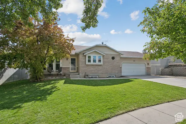 1891 W Orchard View Cir S, South Jordan, UT 84095 - Image #2