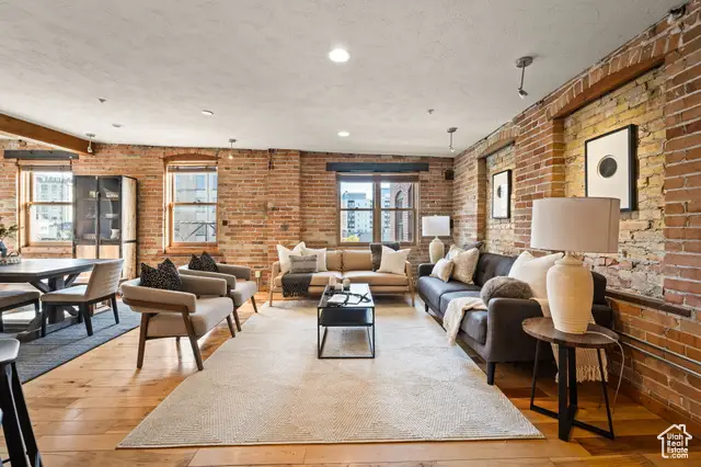 327 W 200 S #404, Salt Lake City, UT 84101 - Image #1