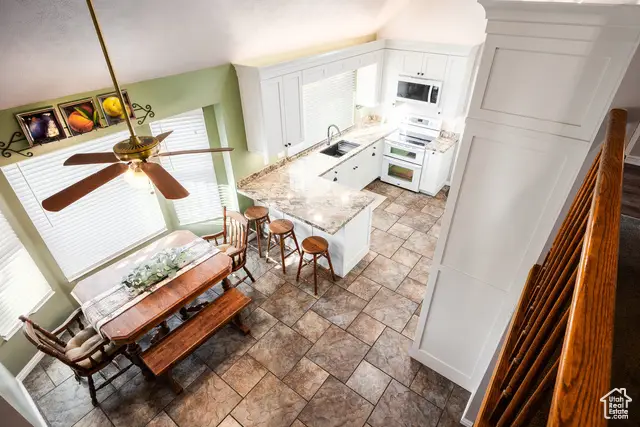 1074 W Windchime Cir, Riverton, UT 84065 - Image #2