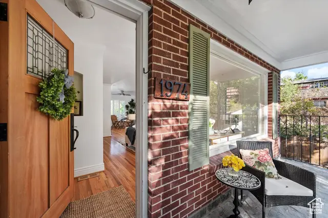 1974 S Laurelhurst Dr E, Salt Lake City, UT 84108 - Image #3