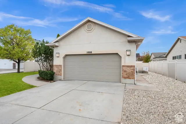 5888 S Stone Bluff Way, Kearns, UT 84118 - Image #2