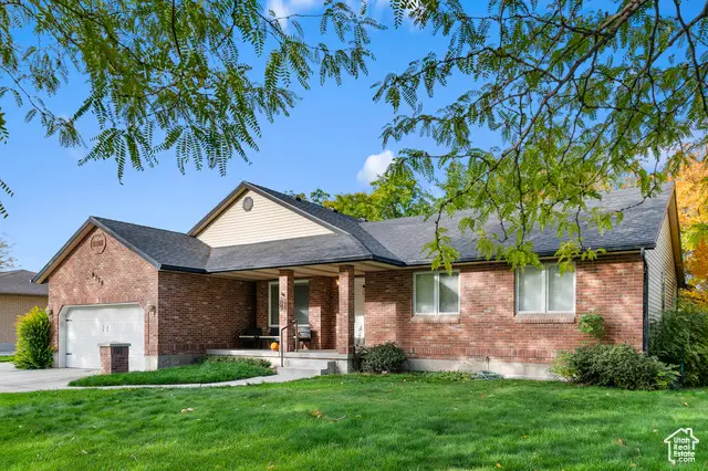 9776 S Amberwood Cir W, South Jordan, UT 84095 - Image #3