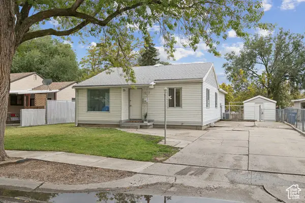 1537 W Glenrose Dr, Salt Lake City, UT 84104