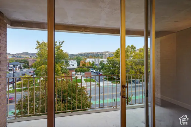 710 E 200 S #4F, Salt Lake City, UT 84102 - Image #2