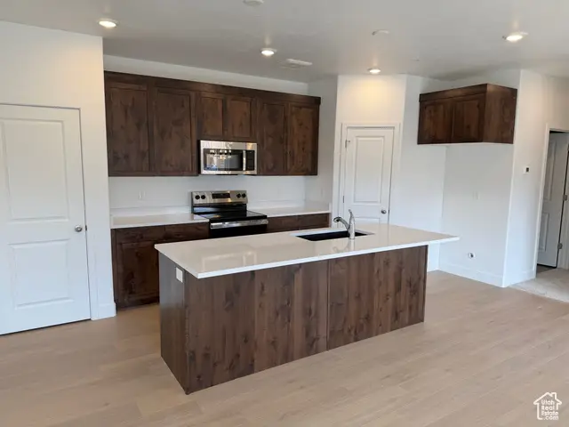 844 S 200 E #4-201, Spanish Fork, UT 84660 - Image #1