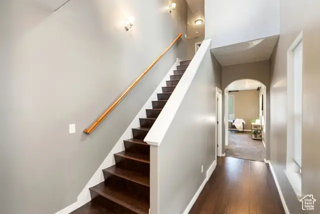 7069 W Cottage Point Dr, West Jordan, UT 84081 - Image #3