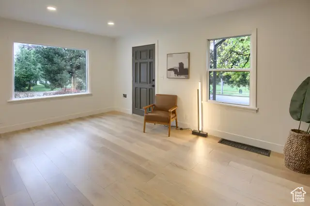 2466 S Fillmore Ave E, Ogden, UT 84401 - Image #3