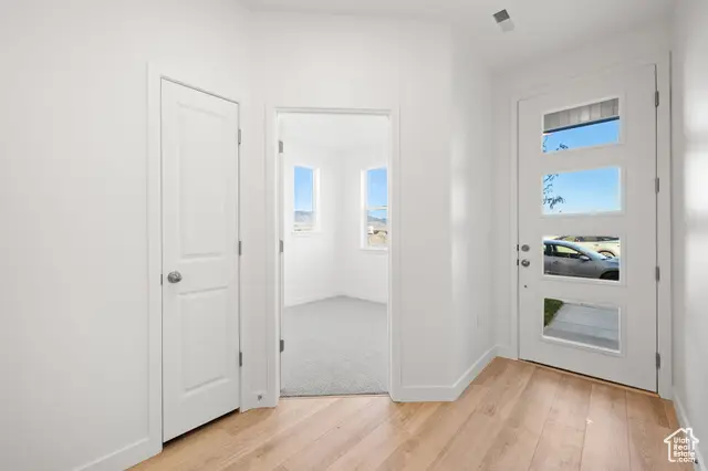 6811 W Pine Trail Ln #302, Herriman, UT 84096 - Image #2