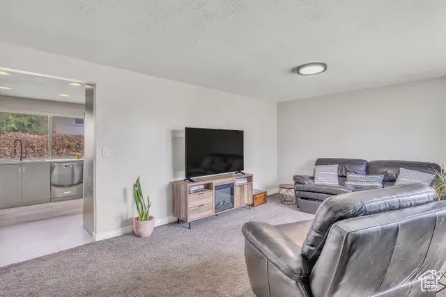 5326 S 2675 W, Roy, UT 84067 - Image #3