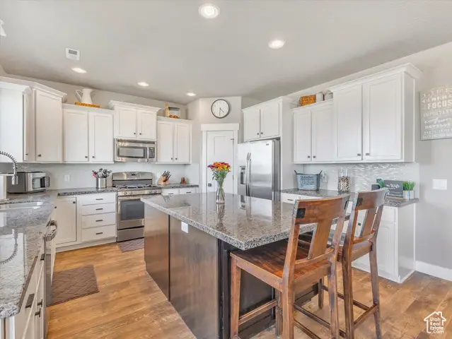 8169 S Flaxton Ln W, West Jordan, UT 84081 - Image #3