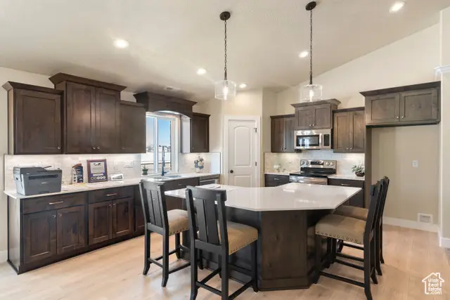 4756 S 4300 W, Roy, UT 84067 - Image #2