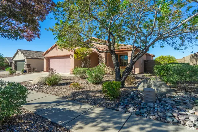 1163 N Crown King Ave, Washington, UT 84780 - Image #3