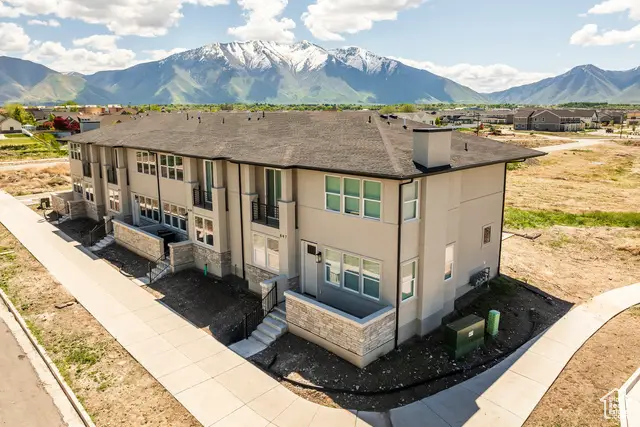 717 S Harrison Dr, Springville, UT 84663 - Image #2