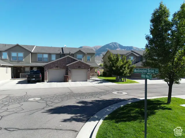 2448 N Wellington Dr W, Harrisville, UT 84414 - Image #2