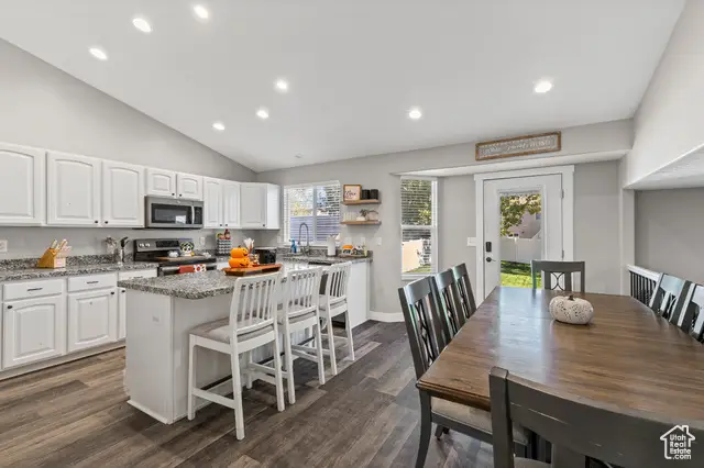 228 N Buckingham Dr, North Salt Lake, UT 84054 - Image #2