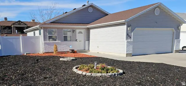 844 S Newmark Dr, Tooele, UT 84074 - Image #2