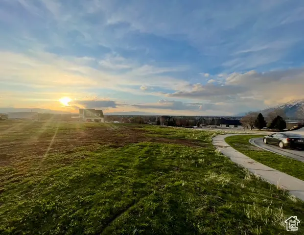 683 W Overlook Cir, Mapleton, UT 84664 - Image #3