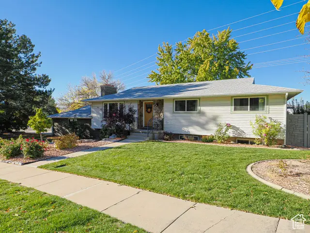 7820 S Nantucket Dr, Salt Lake City, UT 84121 - Image #1