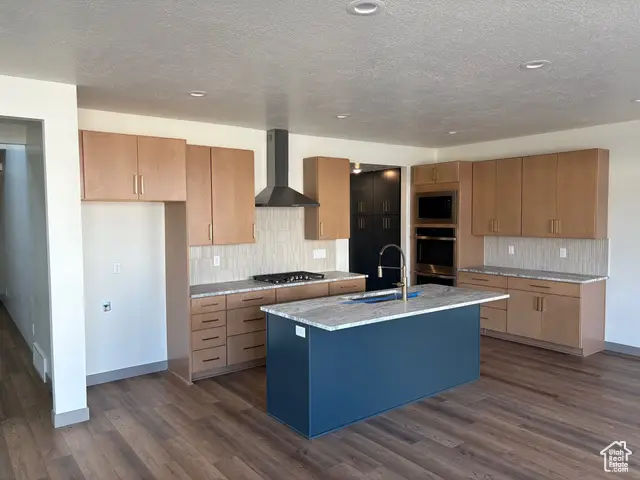 1053 W Linden Ln #34, Woods Cross, UT 84087 - Image #2