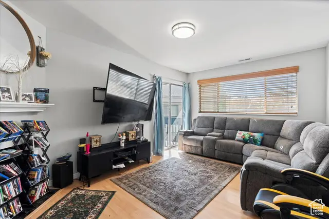 219 E Hill Ave #6, Salt Lake City, UT 84107 - Image #3