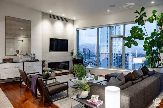 35 E 100 S #1905, Salt Lake City, UT 84111 - Image #2