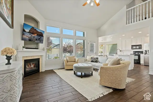 14397 S Logan Falls Ln W, Herriman, UT 84096 - Image #2