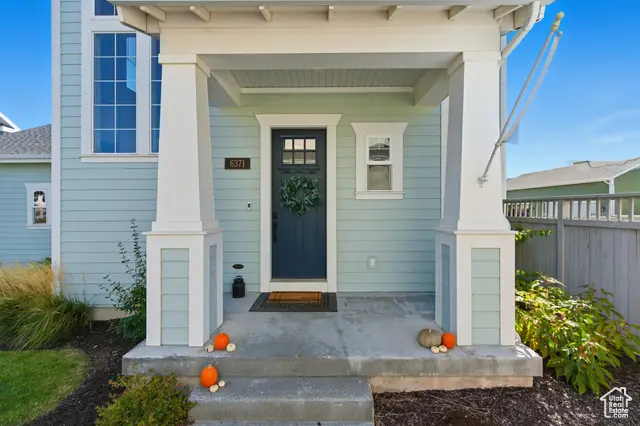 6371 W Moon Valley Dr, South Jordan, UT 84009 - Image #3