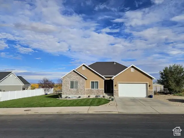 312 S Park Place Dr, Roosevelt, UT 84066 - Image #1