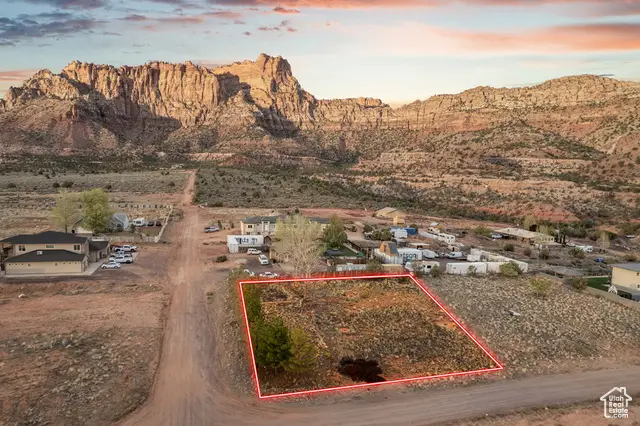 920 N Elm St, Hildale, UT 84784 - Image #1