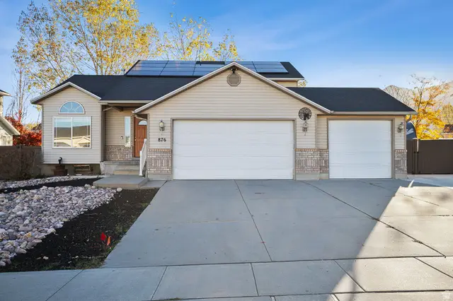 876 N Fox Run Dr, Tooele, UT 84074 - Image #2