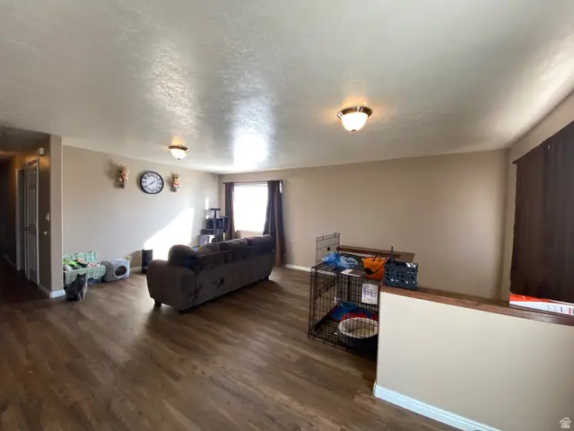 235 S 100 E, Vernal, UT 84078 - Image #2