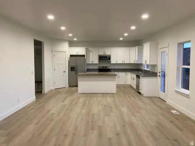 1186 Vista Ridge Dr, Santaquin, UT 84655 - Image #3