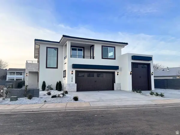 226 E 1100 N, Hurricane, UT 84737