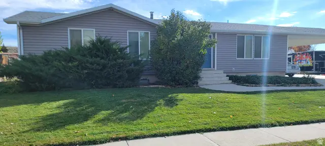 460 N Cottonwood Dr, Orangeville, UT 84537 - Image #3