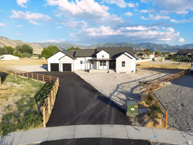 81 W Hummingbird Ln, Erda, UT 84074 - Image #2