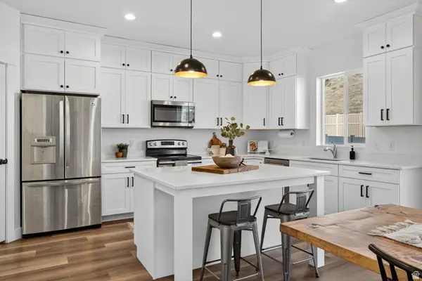 1346 W Quailhill Rd, Saratoga Springs, UT 84045