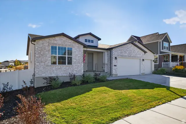13051 S Twisted Oak Dr, Herriman, UT 84096 - Image #2