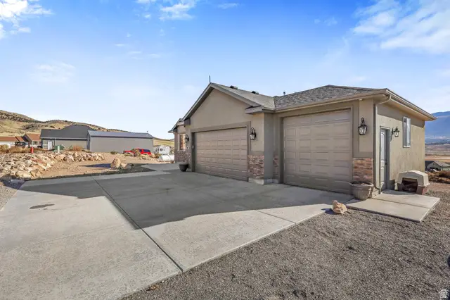603 S Cactus Rose Dr, Stockton, UT 84071 - Image #3