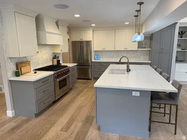 1761 E Southmoor Dr S, Holladay, UT 84117 - Image #3