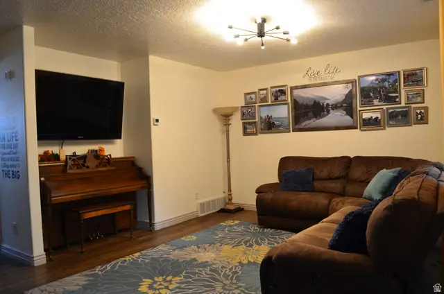 328 N 1270 E, Lehi, UT 84043 - Image #2